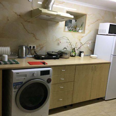Hotel Rafinad Лвив Екстериор снимка