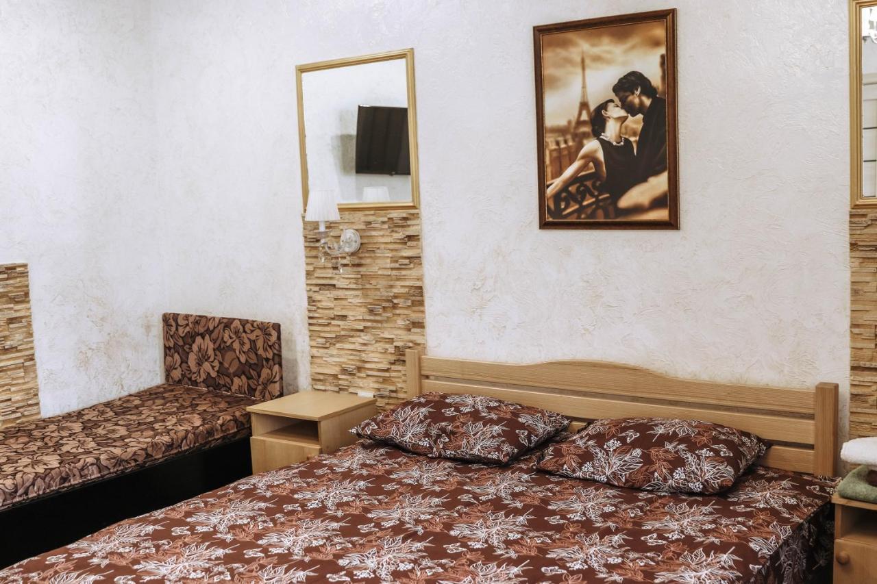 Hotel Rafinad Лвив Екстериор снимка