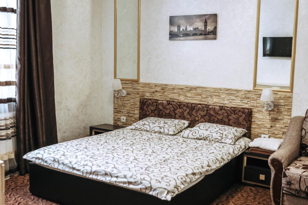 Hotel Rafinad Лвив Екстериор снимка