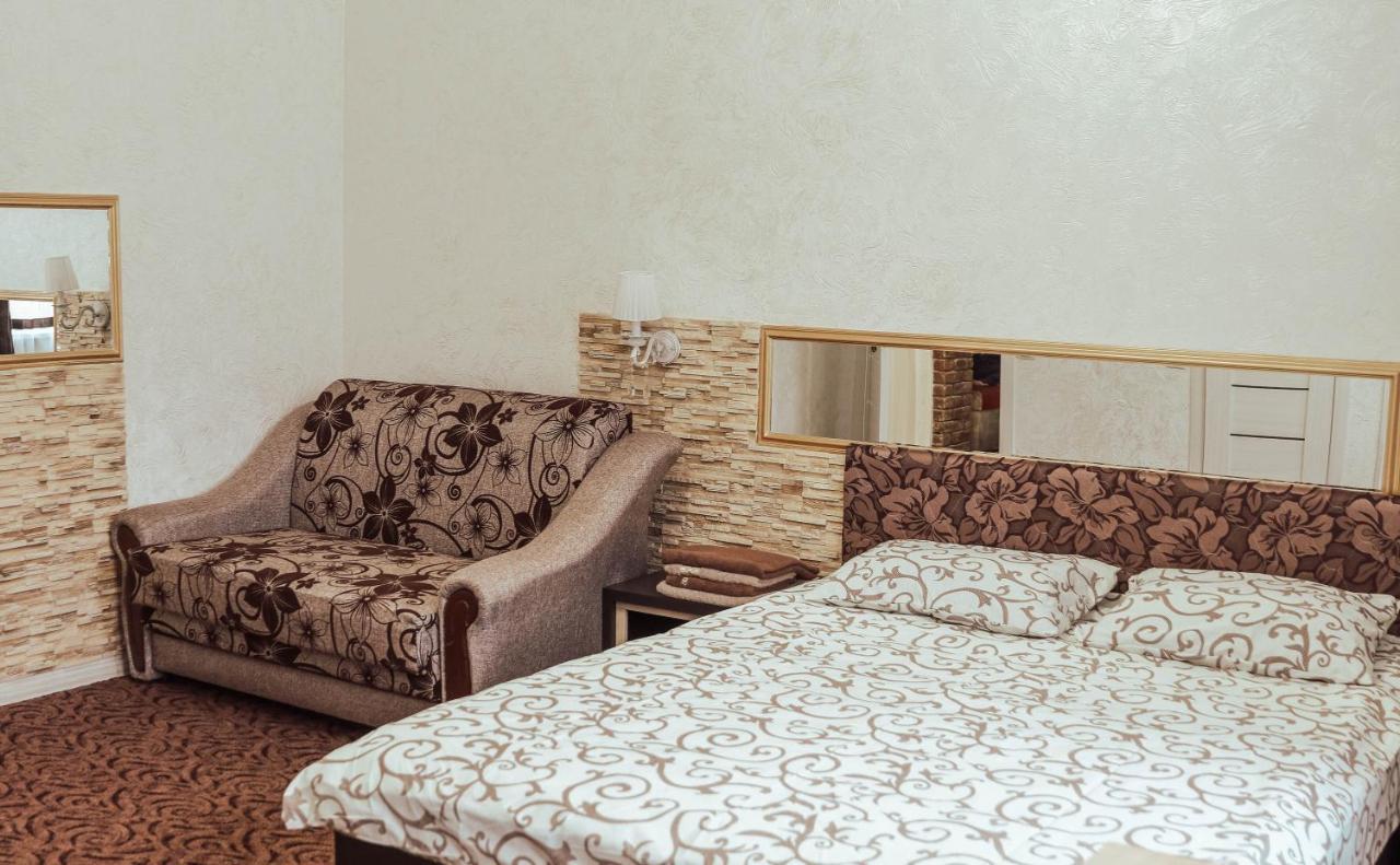 Hotel Rafinad Лвив Екстериор снимка