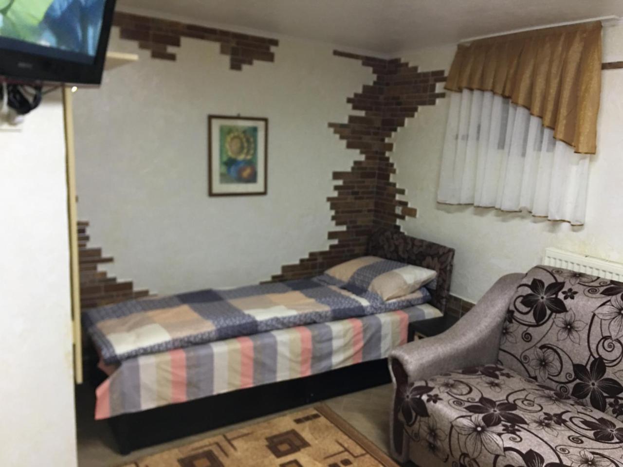 Hotel Rafinad Лвив Екстериор снимка